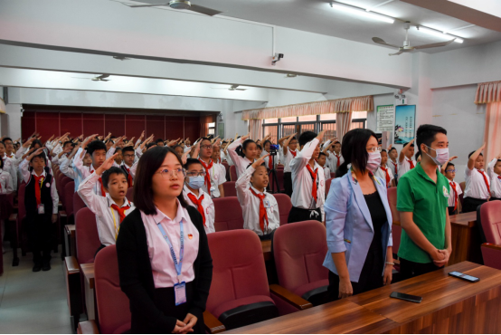 構(gòu)建校園防毒墻 青春導航助成長——南頭鎮(zhèn)校園毒品預防教育宣傳活動173.png