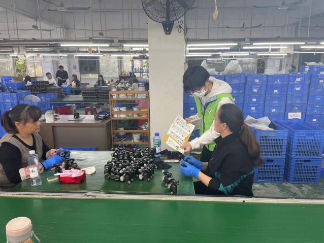 三鄉(xiāng)鎮(zhèn)開展“加強(qiáng)禁毒宣傳， 共創(chuàng)無毒企業(yè)”活動(dòng)照片1.jpg